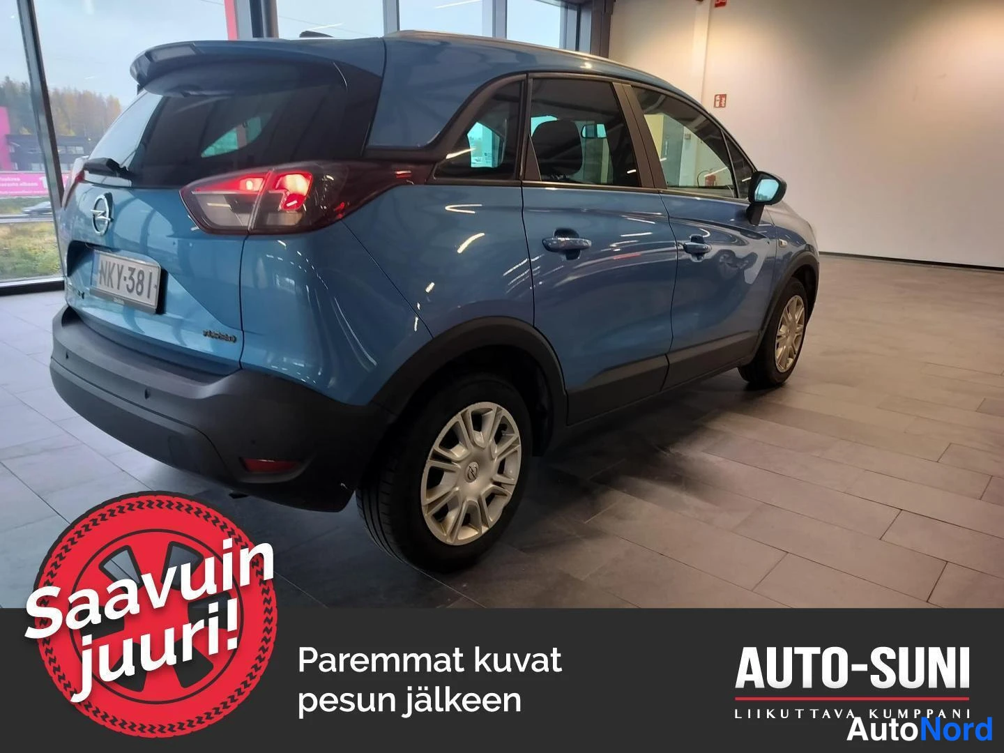 Sininen Opel Crossland X 2017, takaviisto, kuva 5
