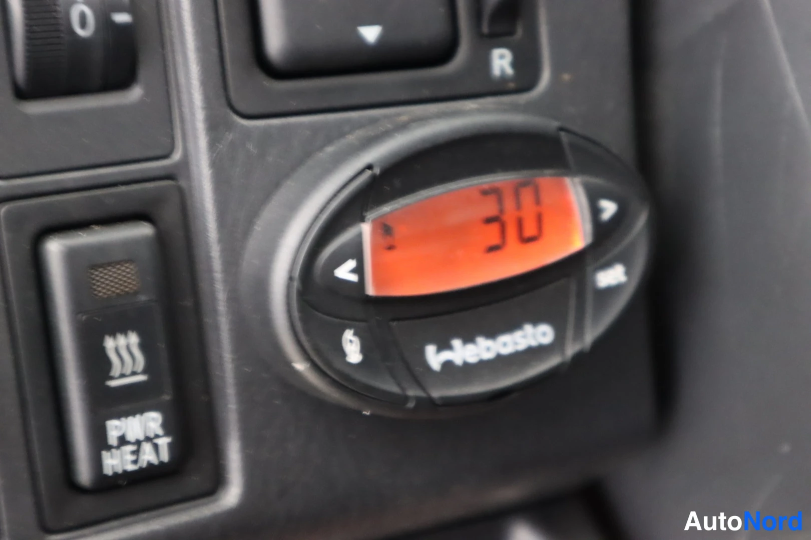 Valkoinen Toyota Hiace 2011, yksityiskohta, kuva 21