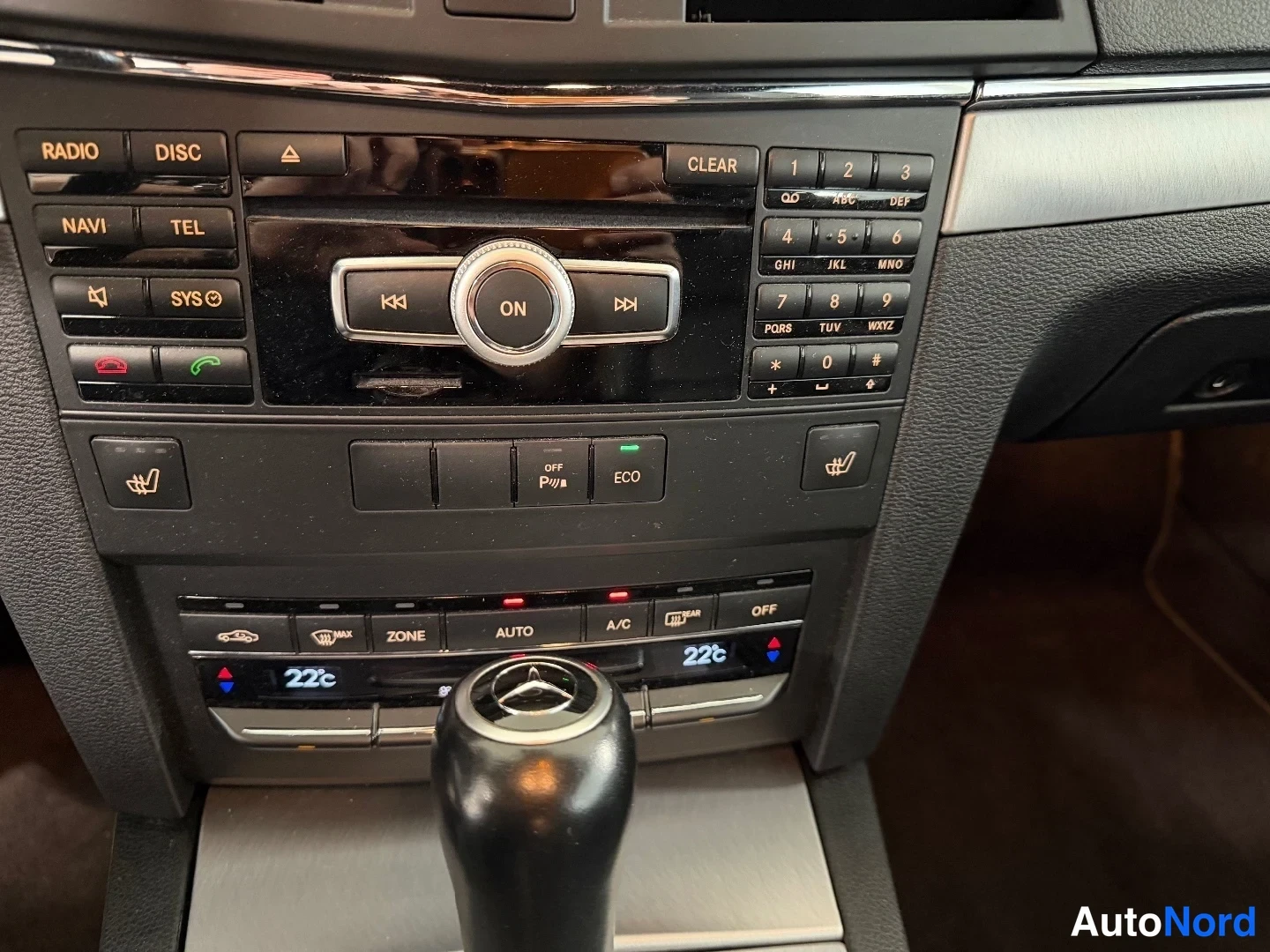 Hopea Mercedes-Benz E 220 CDI 2012, yksityiskohta, kuva 18