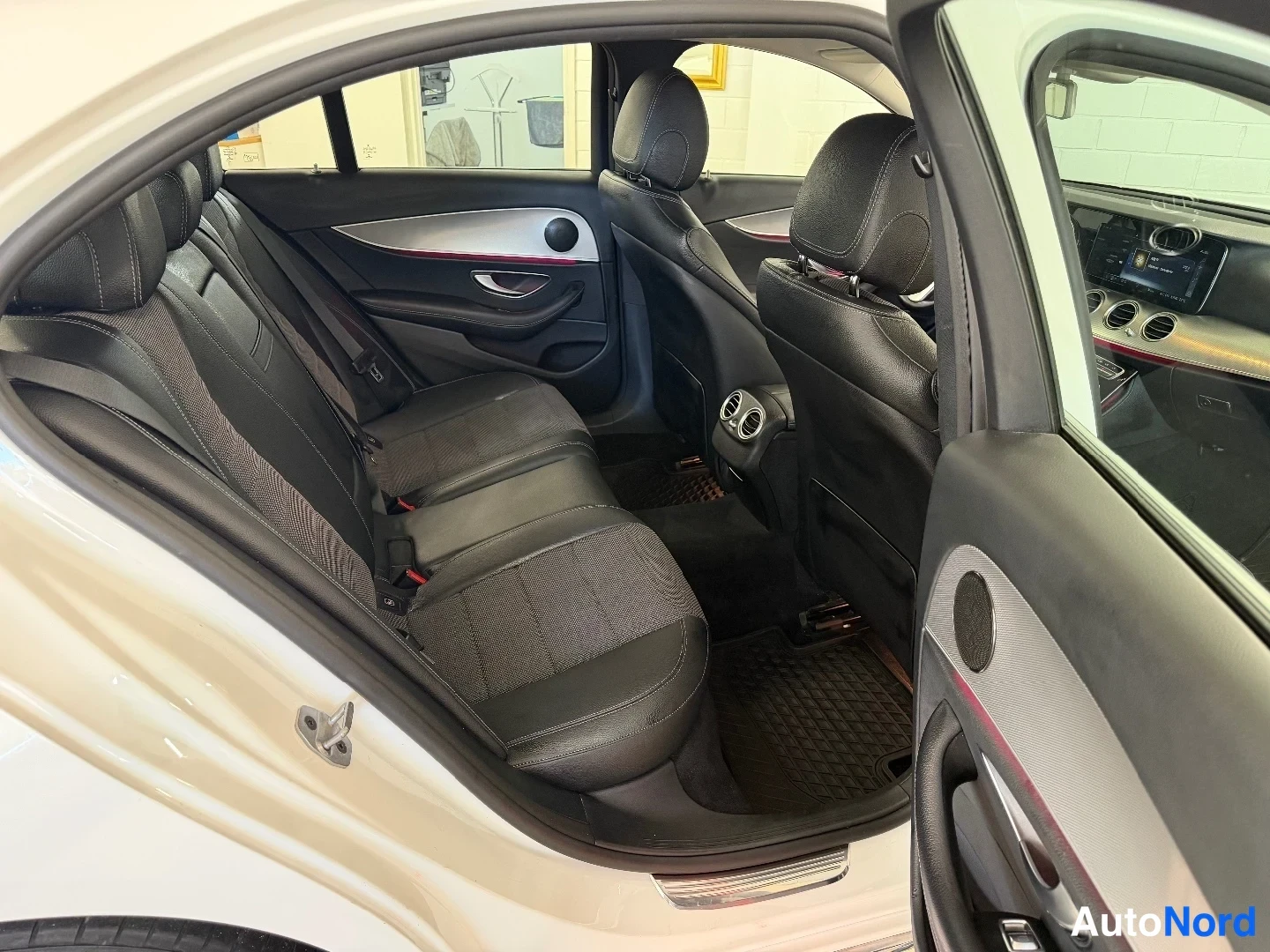 White Mercedes-Benz E 200 d 2019, rear seats, photo 14
