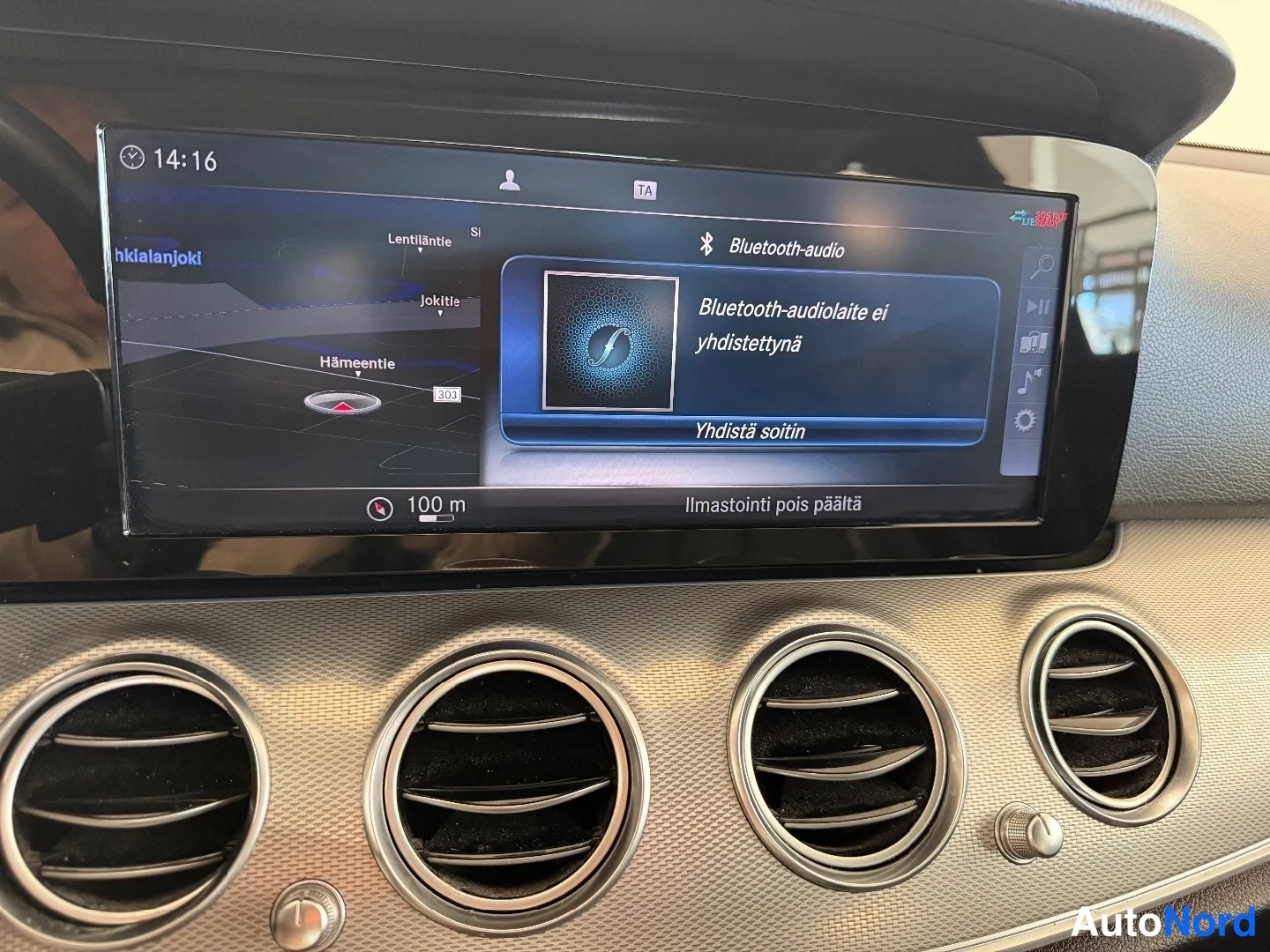 White Mercedes-Benz E 200 d 2019, detail, photo 19