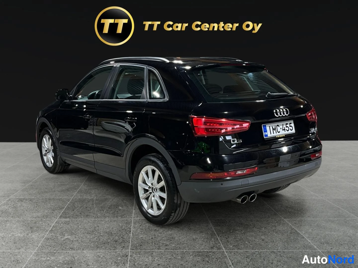 Musta Audi Q3 2015, takaviisto, kuva 6