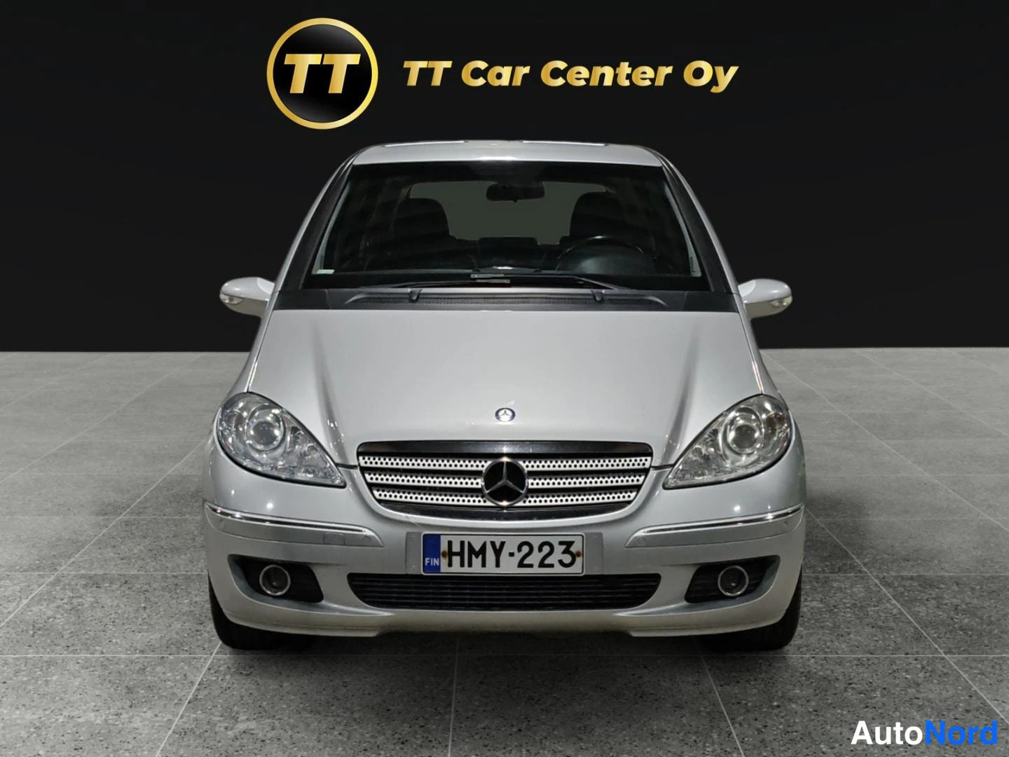 Hopea Mercedes-Benz A 2007, edestä, kuva 3