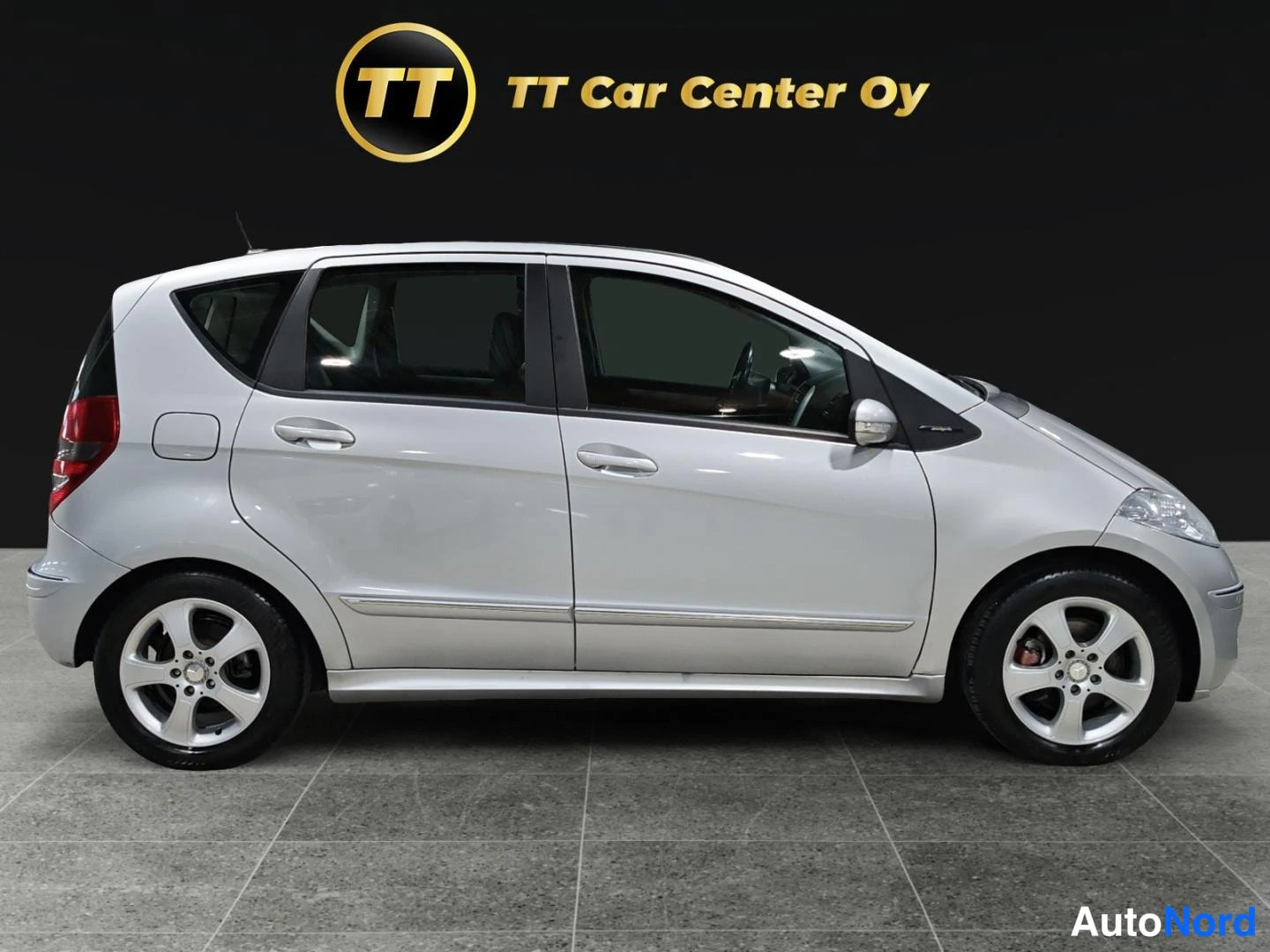 Hopea Mercedes-Benz A 2007, sivulta, kuva 5