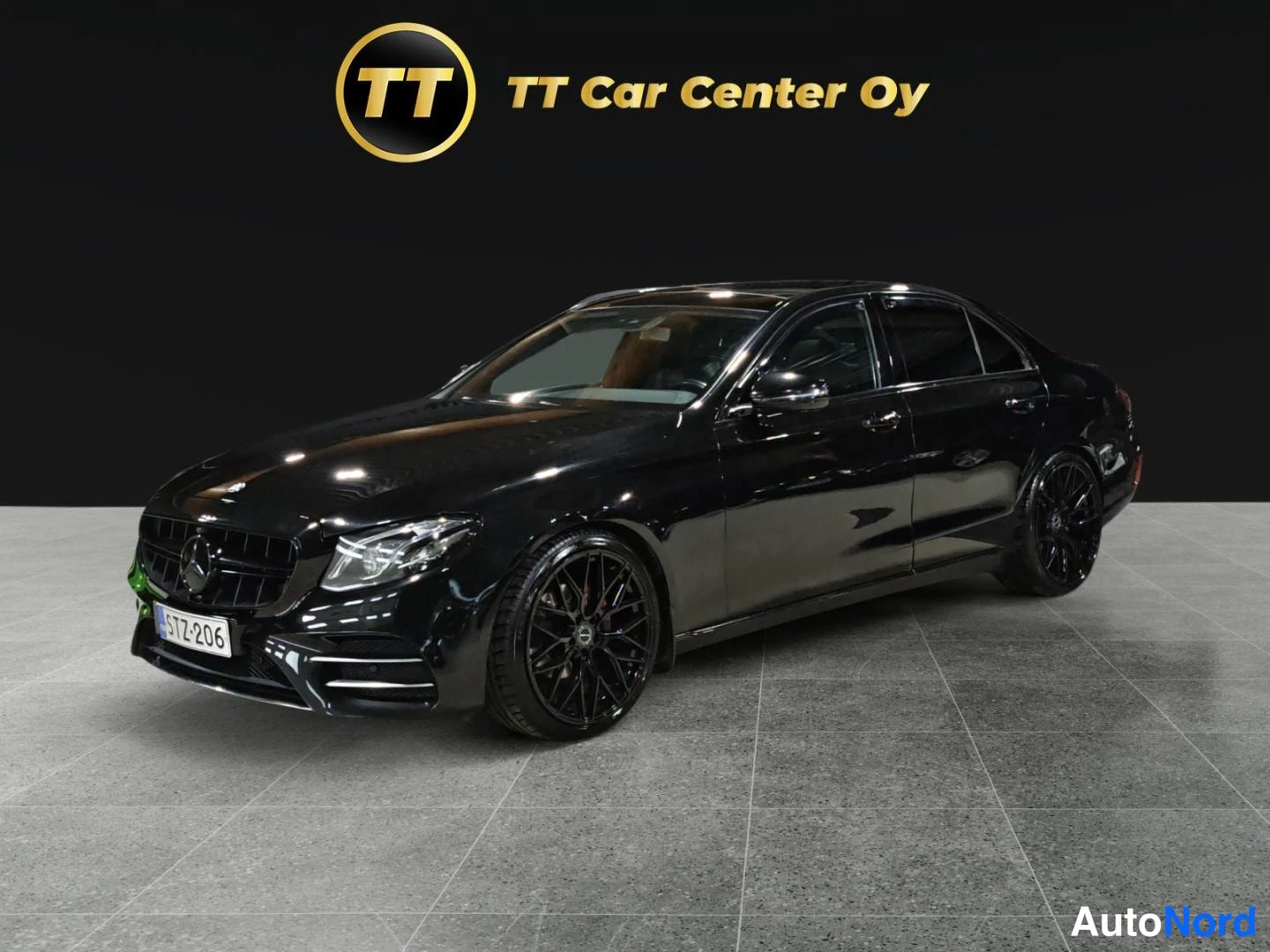 Mercedes-Benz E 2016