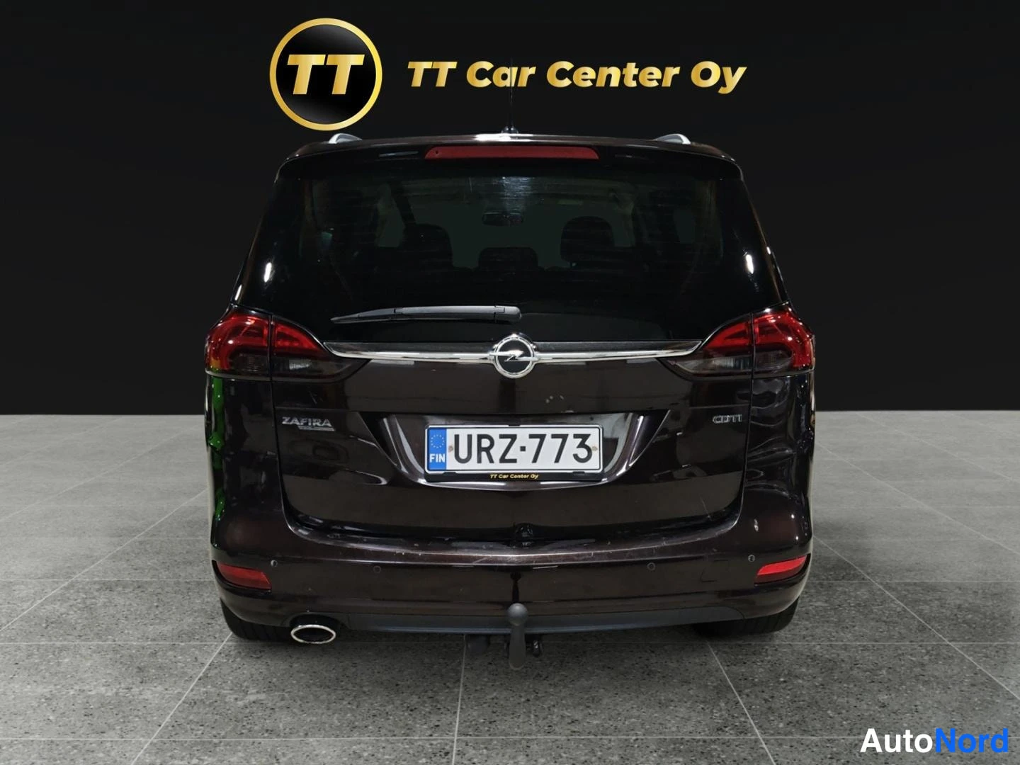 Ruskea Opel Zafira Tourer 2012, takaa, kuva 8