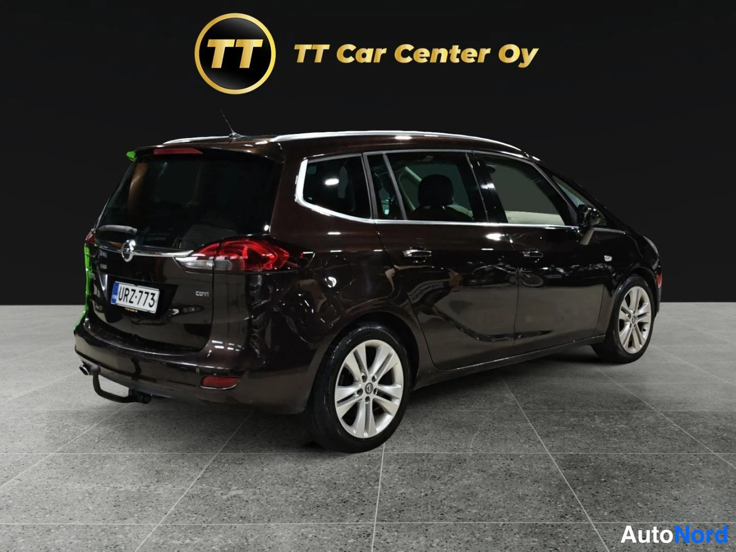 Ruskea Opel Zafira Tourer 2012, takaviisto, kuva 7