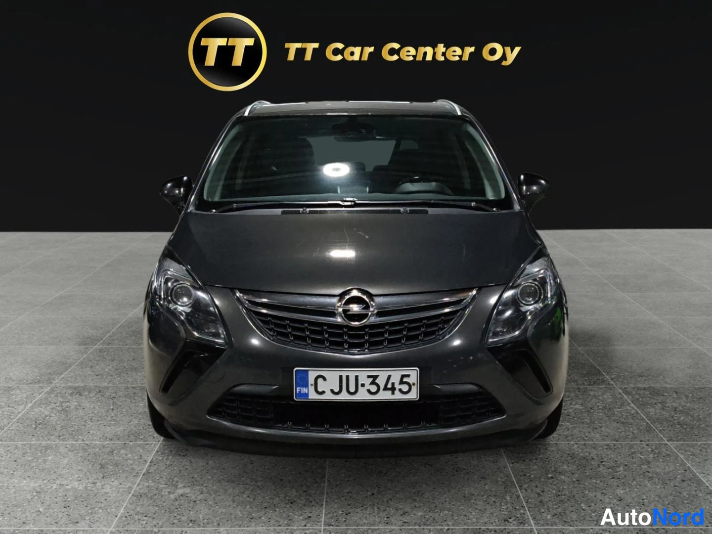 Harmaa Opel Zafira Tourer 2015, edestä, kuva 3