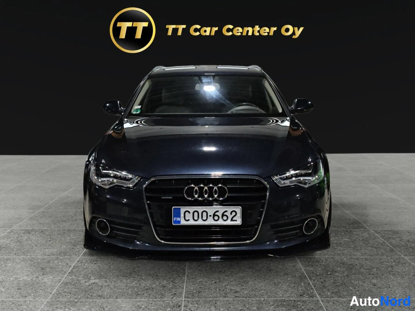 Sininen Audi A6 2012, edestä, kuva 4