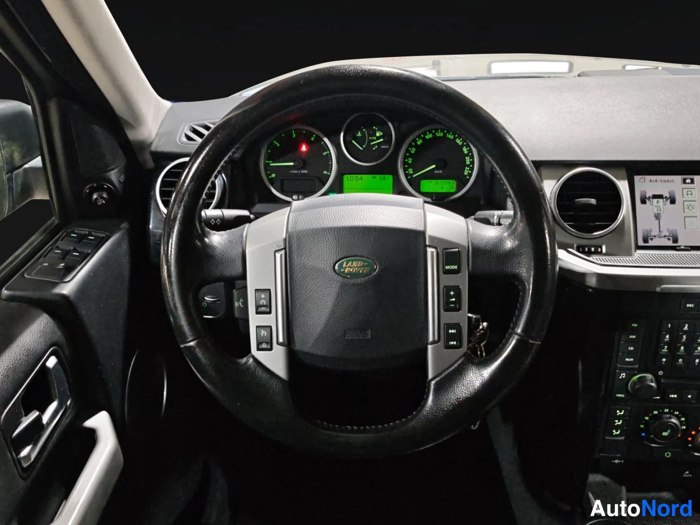 Harmaa Land Rover Discovery 2007, ohjaamo, kuva 11
