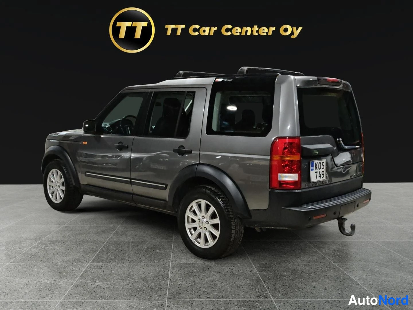 Harmaa Land Rover Discovery 2007, takaviisto, kuva 6