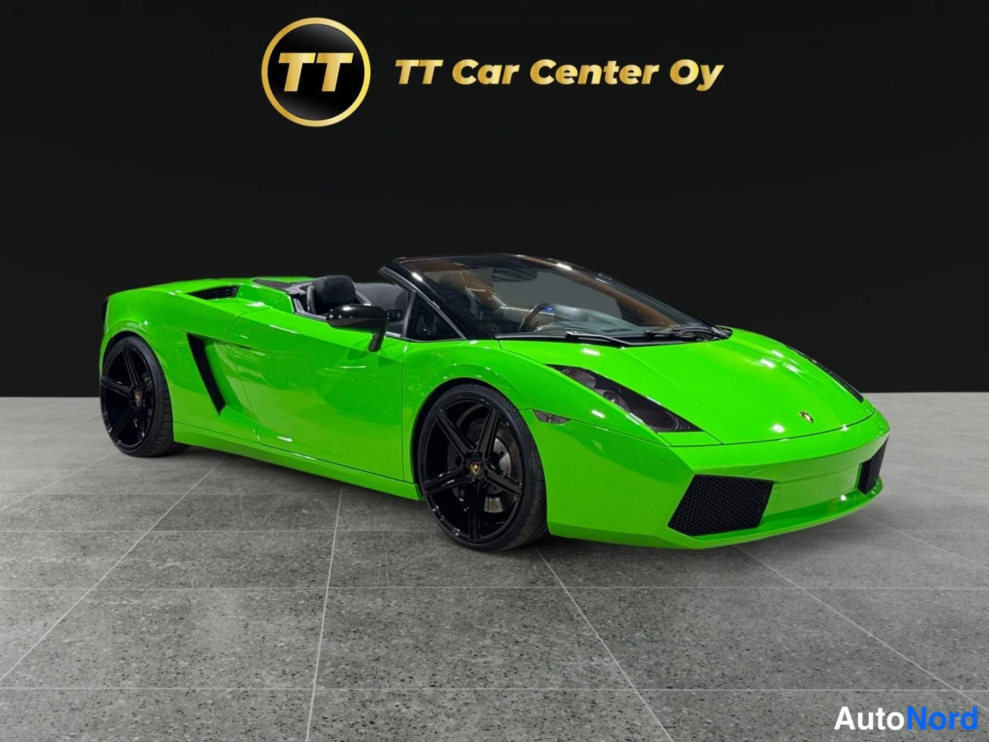 Vihreä Lamborghini Gallardo 2007, etuviisto, keula oikealle, kuva 2