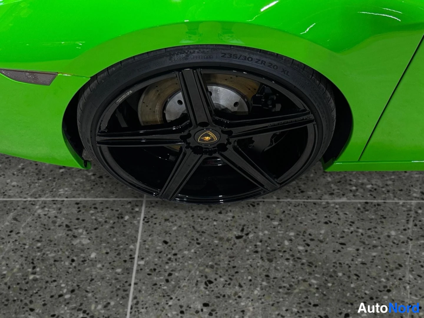 Vihreä Lamborghini Gallardo 2007, yksityiskohta, kuva 12