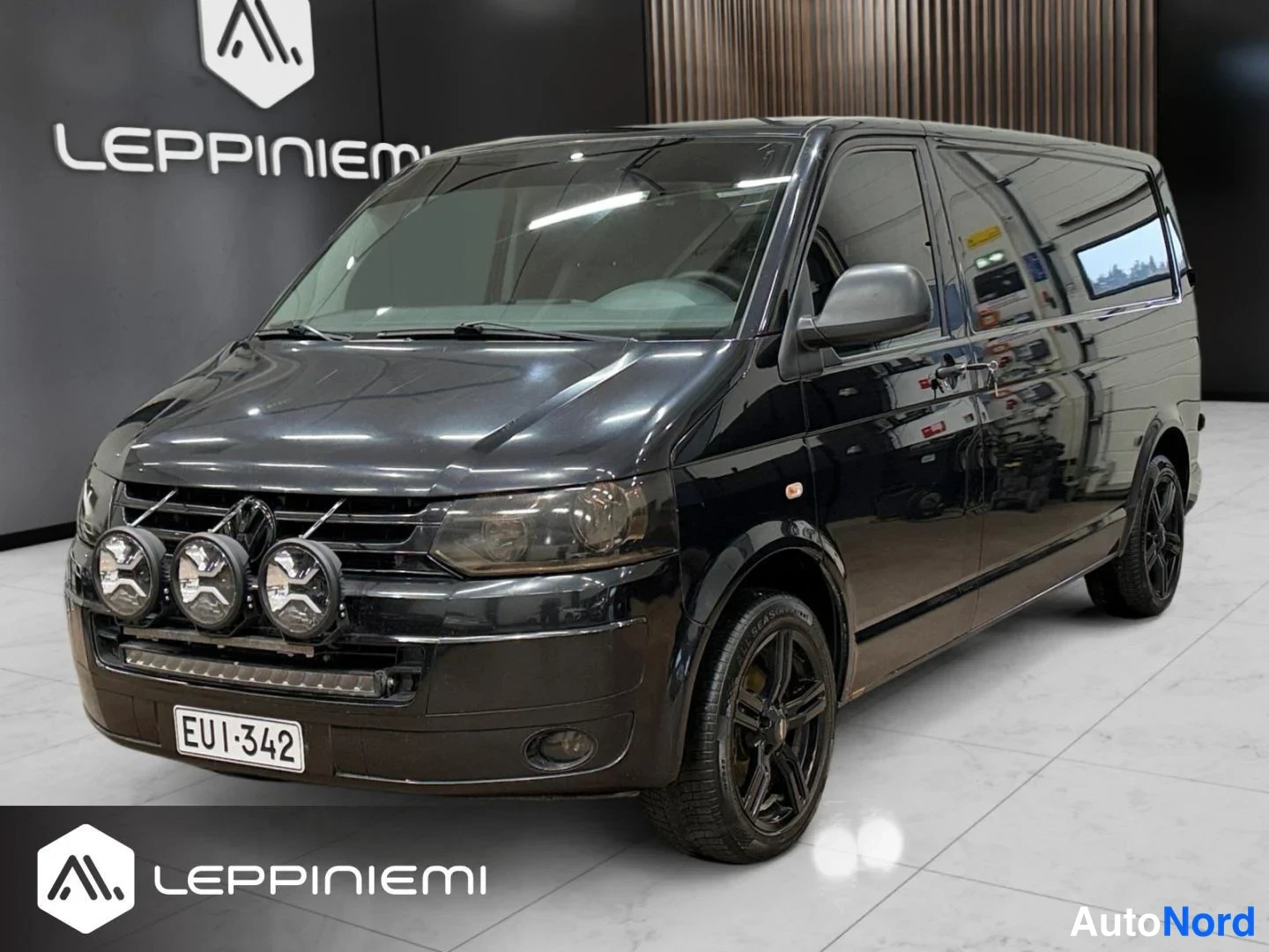 Volkswagen Transporter Lyhyt - Matala 2011