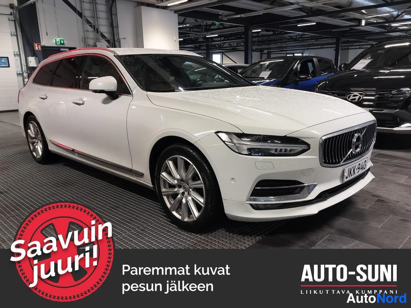 Valkoinen Volvo V90 2017, etuviisto, keula oikealle, kuva 2