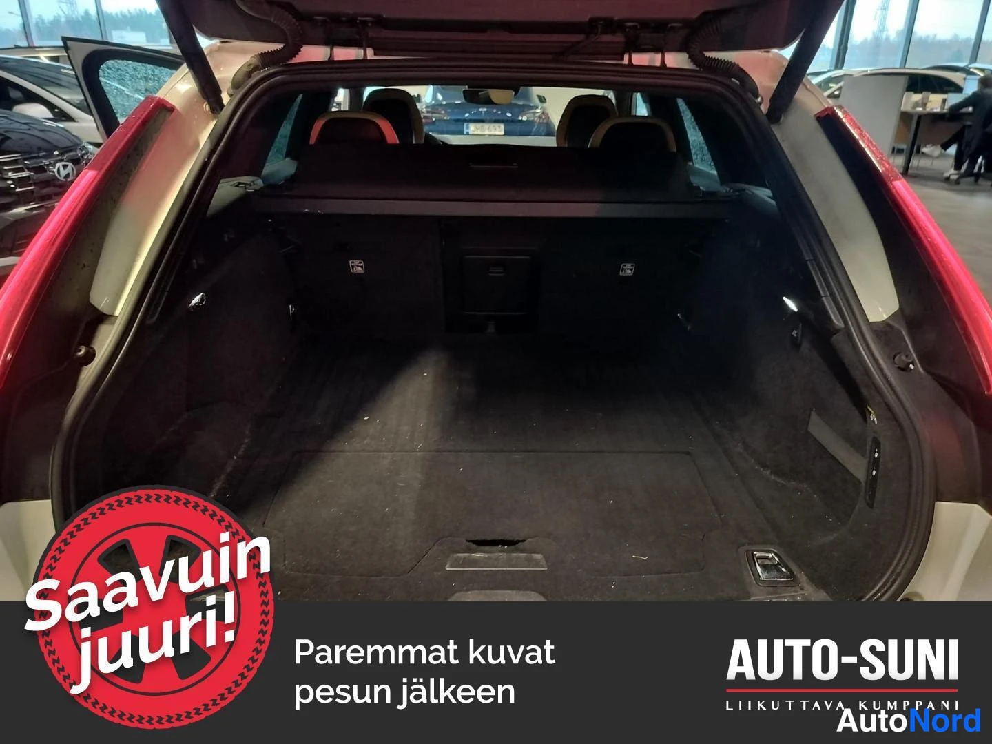 Valkoinen Volvo V90 2017, tavaratila, kuva 8