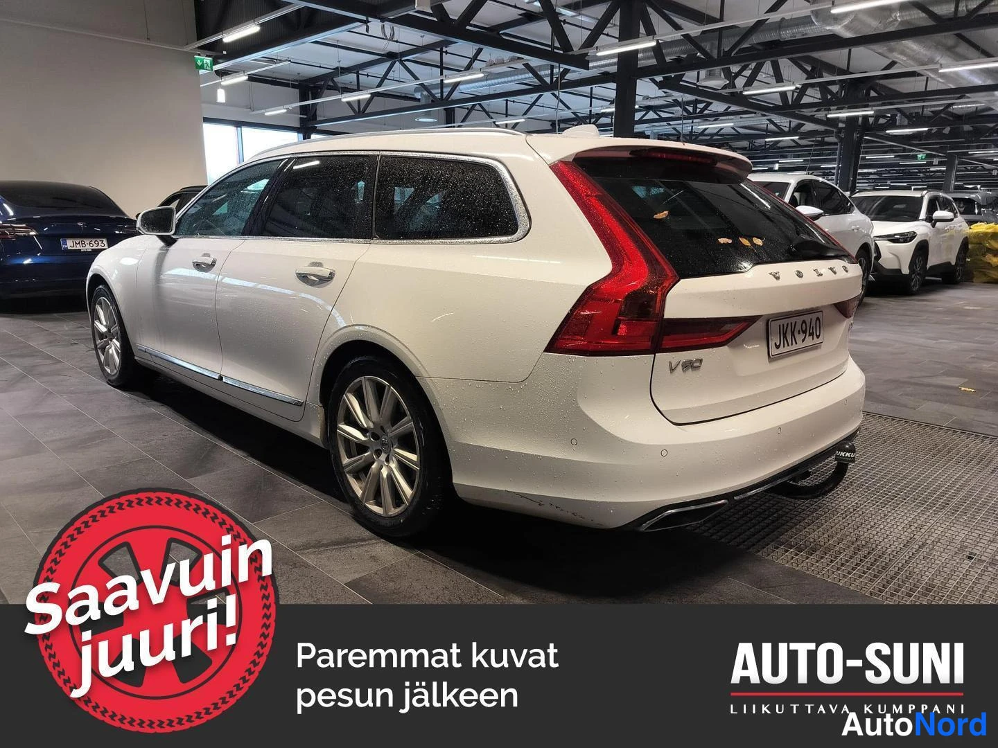 Valkoinen Volvo V90 2017, takaviisto, kuva 4