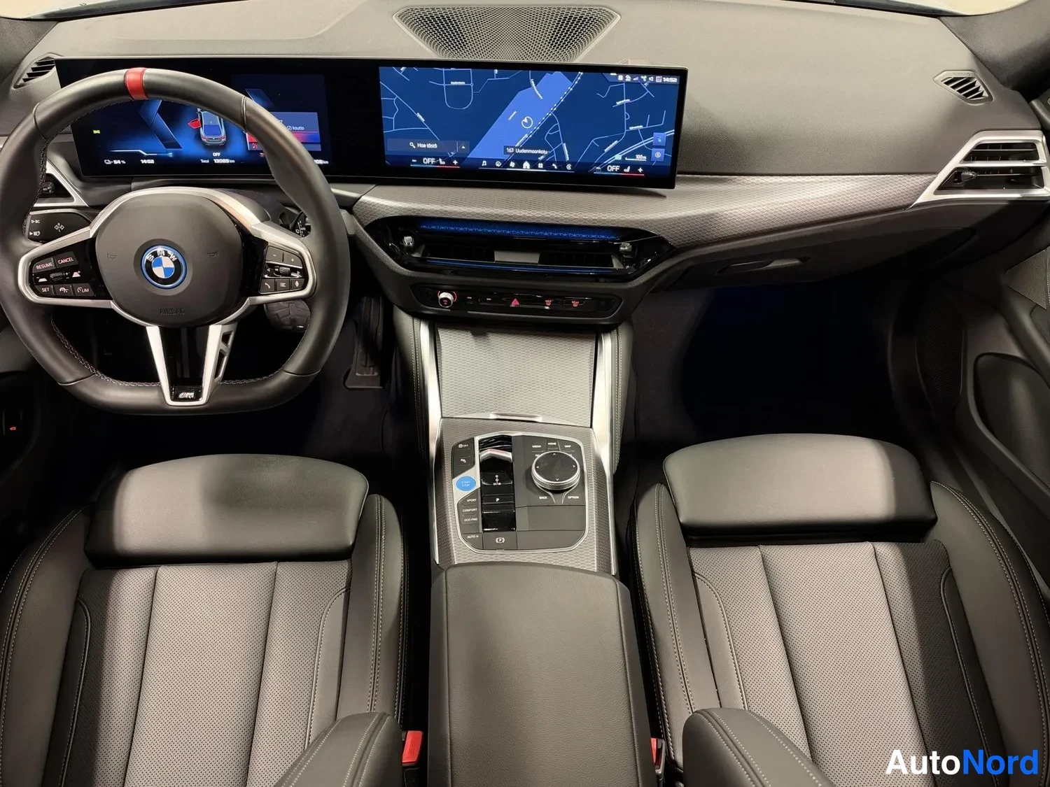 Sininen BMW i4 2025, kuva 19
