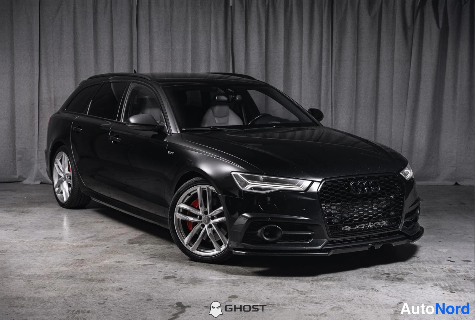 Musta Audi A6 2016, etuviisto, keula oikealle, kuva 2
