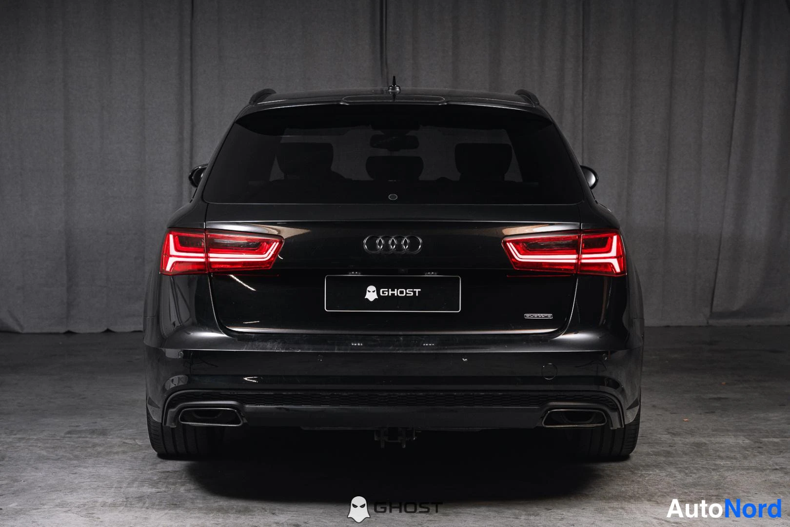Musta Audi A6 2016, takaa, kuva 8