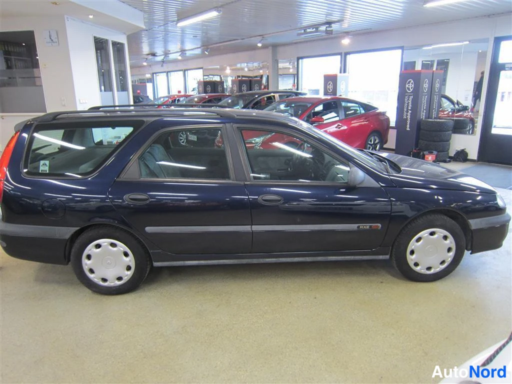 Sininen Renault Laguna 1999, sivulta, kuva 3