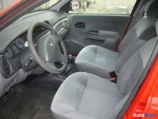 Renault Megane 2000, ohjaamo, kuva 2