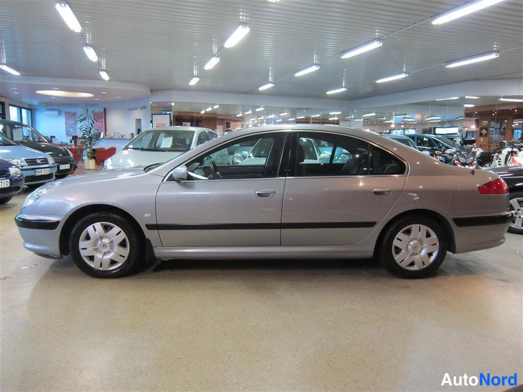 Harmaa Peugeot 607 2001, sivulta, kuva 4