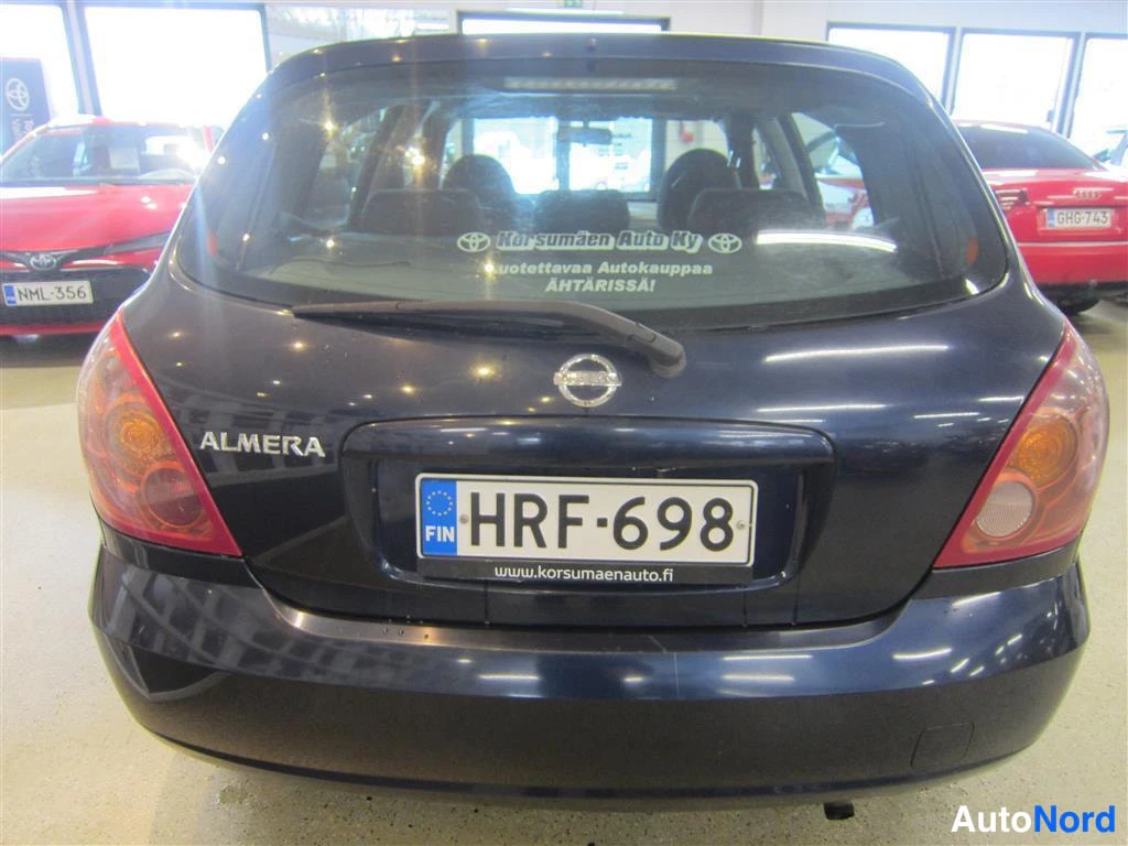 Sininen Nissan Almera 2005, takaa, kuva 8