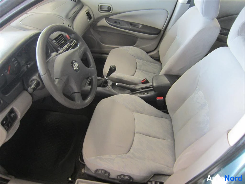 Vihreä Nissan Almera 2002, kuva 18