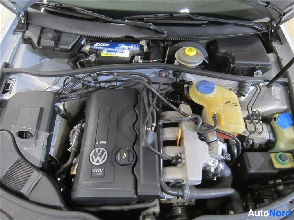 Harmaa Volkswagen Passat 1998, moottoritila, kuva 16
