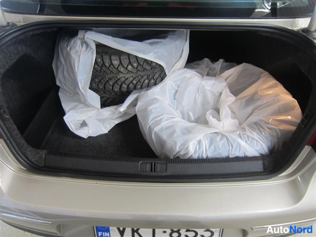Beige Volkswagen Passat 2006, tavaratila, kuva 11
