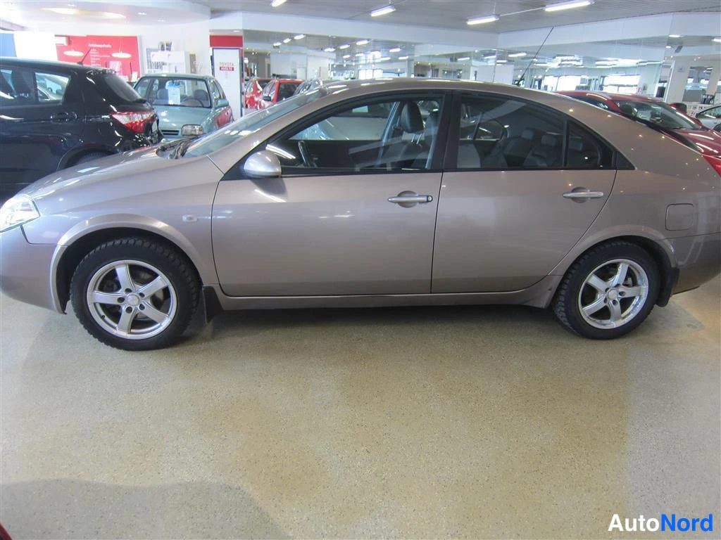 Beige Nissan Primera 2007, etuviisto, keula vasemmalle, kuva 2