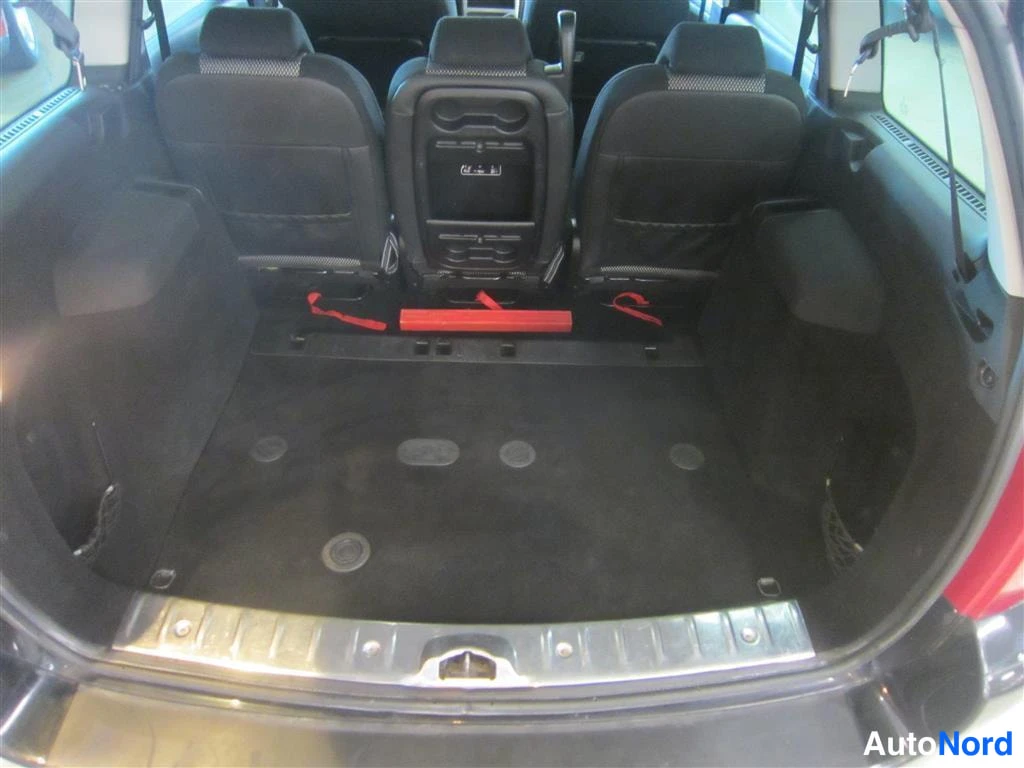 Musta Peugeot 307 2008, tavaratila, kuva 16