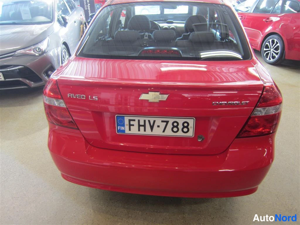Punainen Chevrolet Aveo 2007, takaa, kuva 8