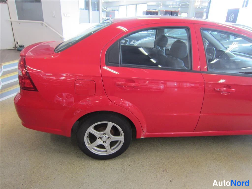 Punainen Chevrolet Aveo 2007, takaviisto, kuva 7