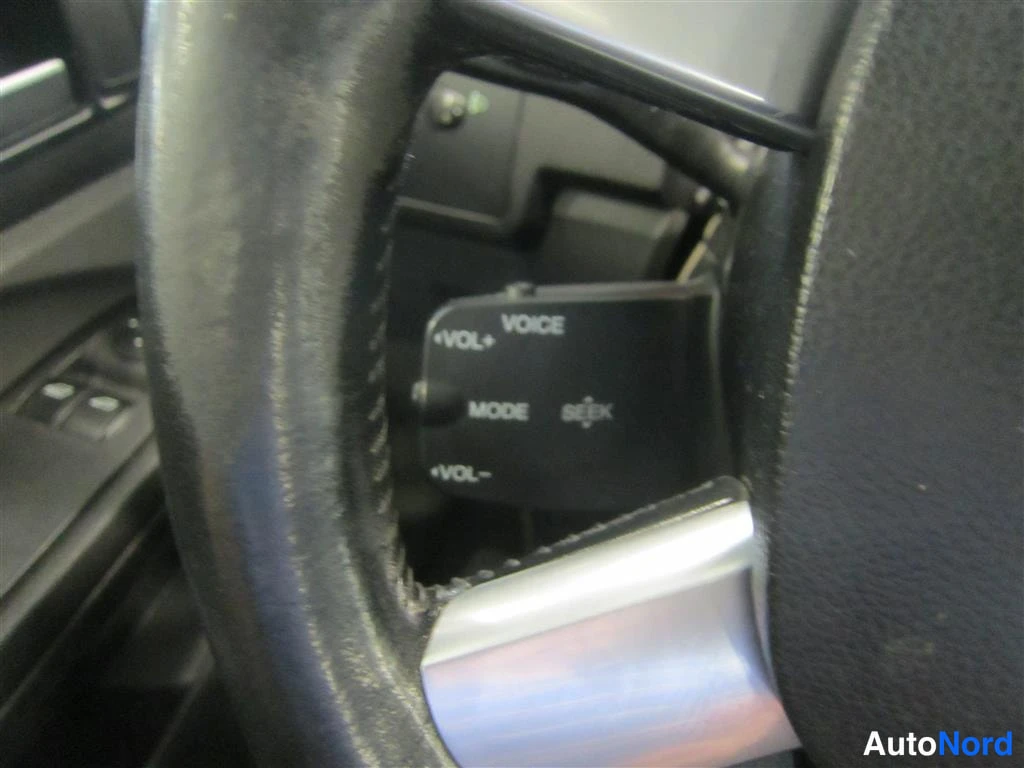 Sininen Ford Focus C-Max 2005, yksityiskohta, kuva 19