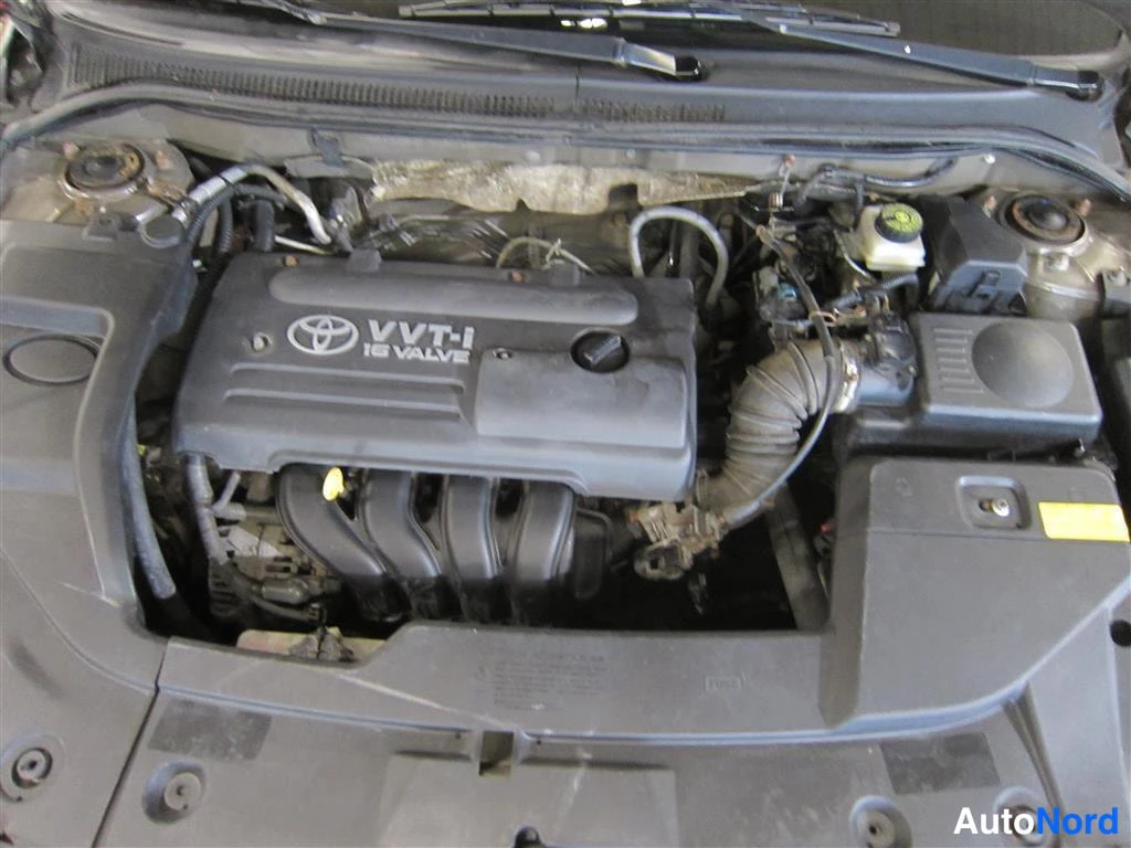 Beige Toyota Avensis 2004, moottoritila, kuva 14