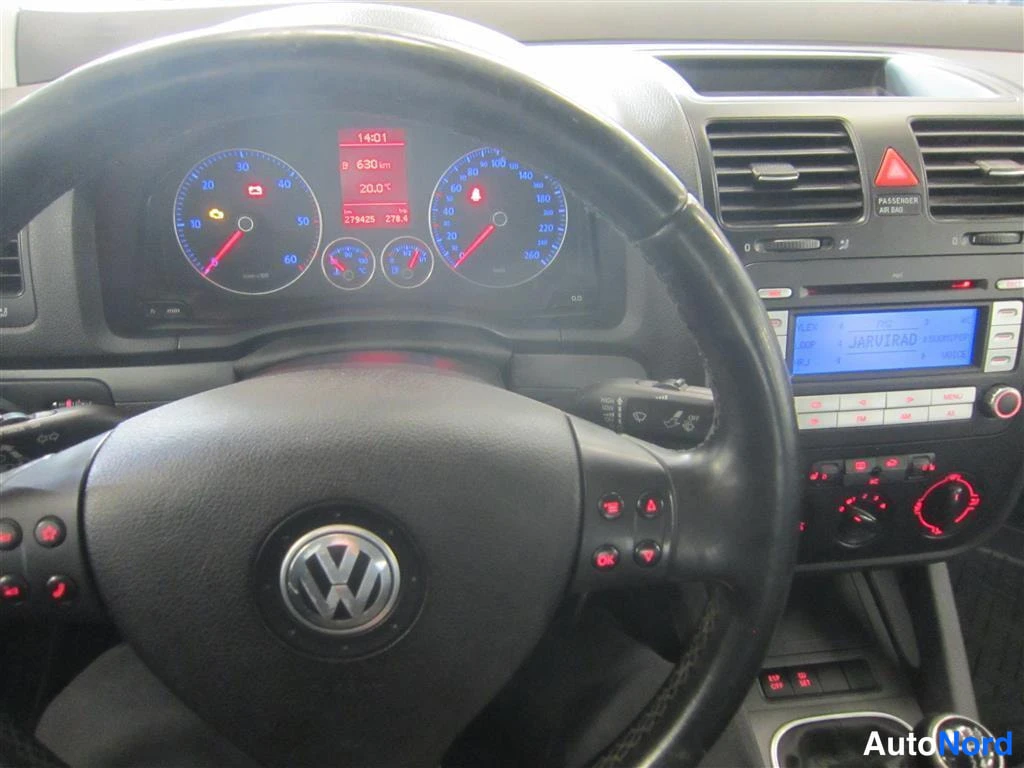 Beige Volkswagen Jetta 2008, yksityiskohta, kuva 15