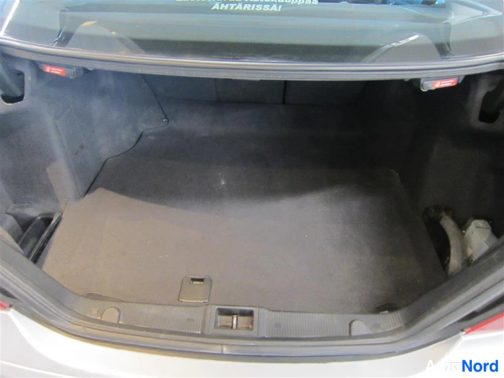 Hopea Mercedes-benz C 2002, tavaratila, kuva 11