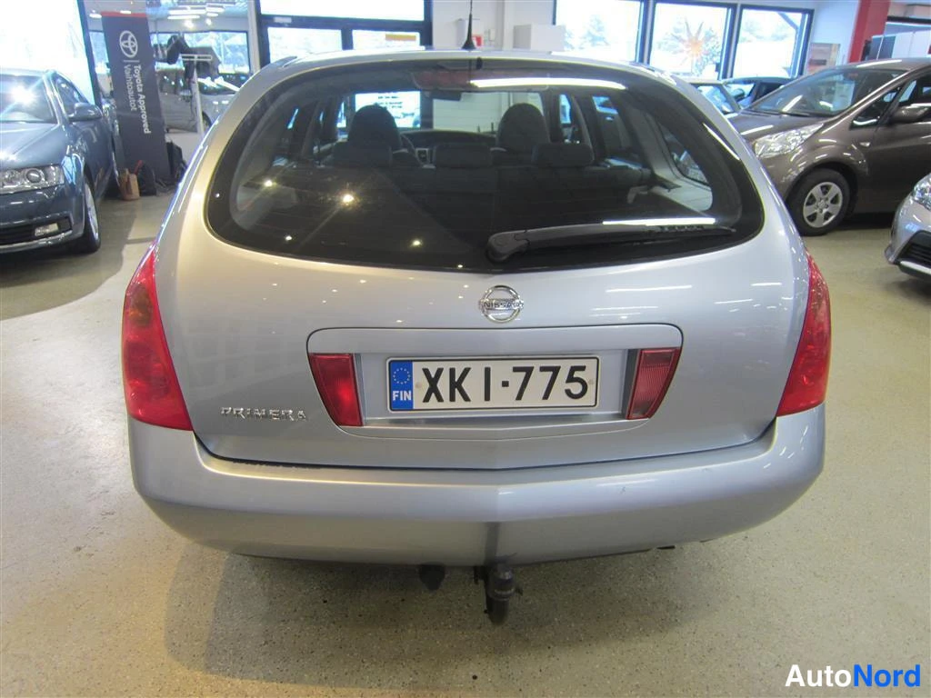 Sininen Nissan Primera 2006, takaa, kuva 8