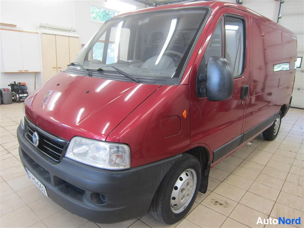 Punainen Fiat Ducato 2006, kuva 17