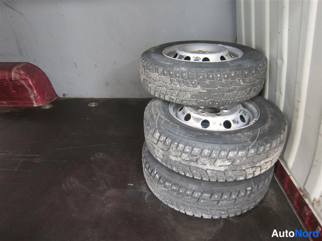Punainen Fiat Ducato 2006, yksityiskohta, kuva 16