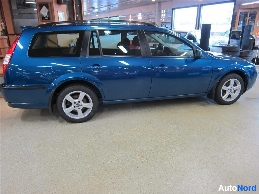 Vihreä Ford Mondeo 2007, sivulta, kuva 3