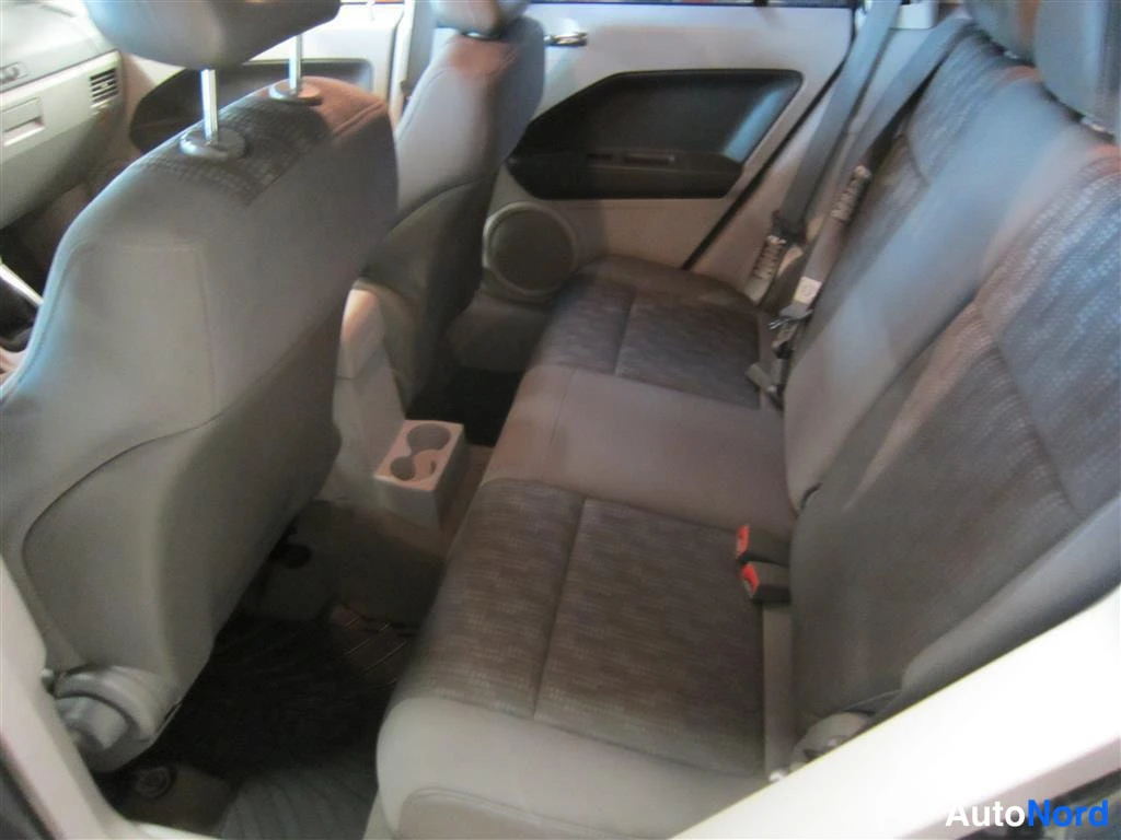 Sininen Dodge Caliber 2008, takaistuimet, kuva 9