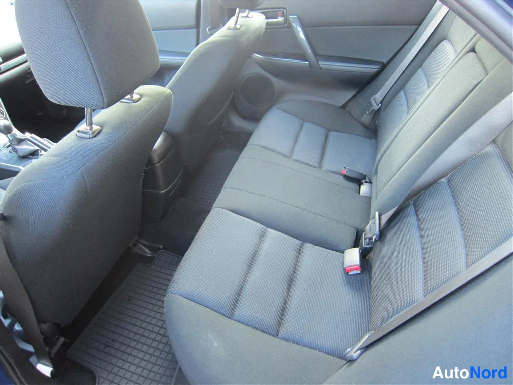 Sininen Mazda 6 2007, takaistuimet, kuva 9