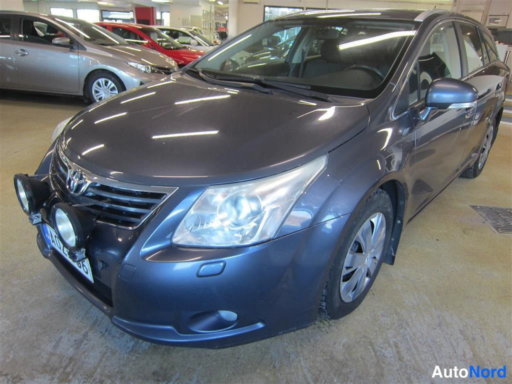 Toyota Avensis 2009