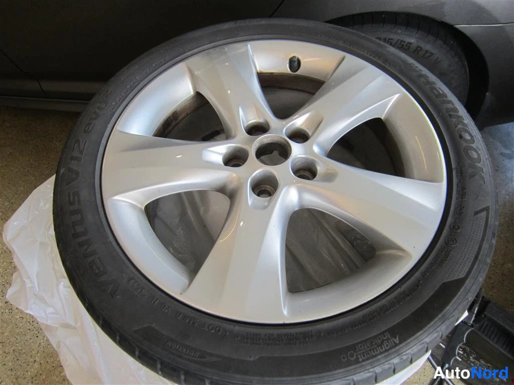 Harmaa Opel Astra 2012, yksityiskohta, kuva 18