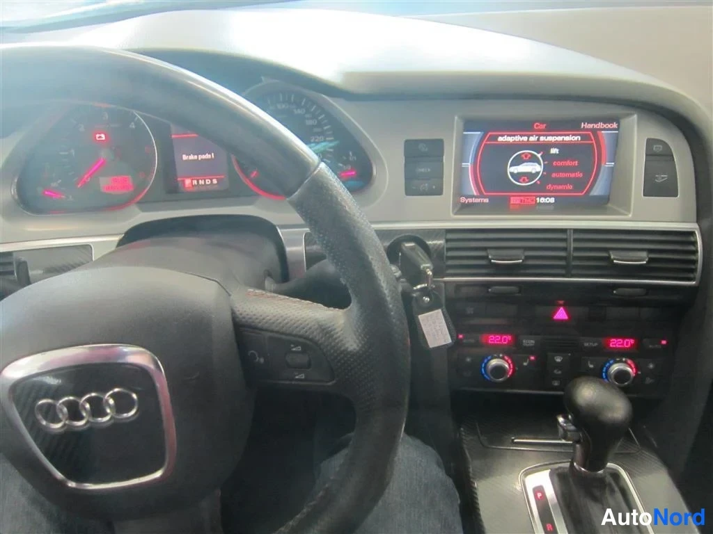 Valkoinen Audi A6 2008, ohjaamo, kuva 9