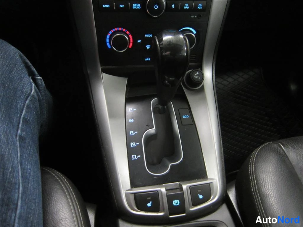 Hopea Chevrolet Captiva 2012, yksityiskohta, kuva 21