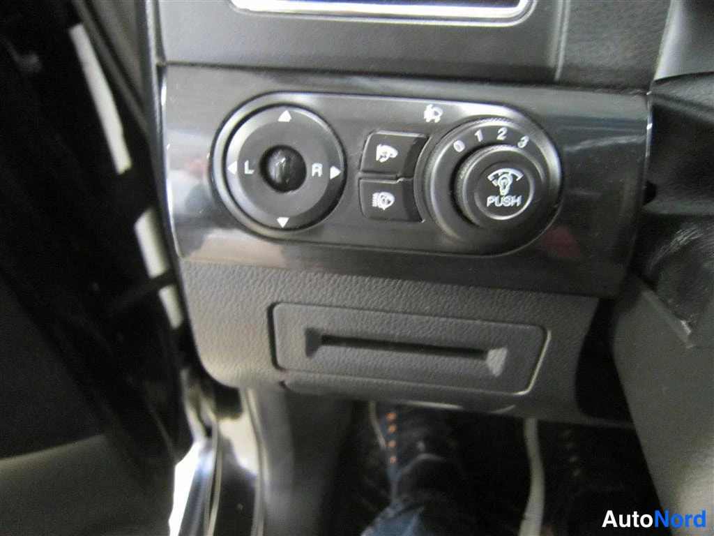 Hopea Chevrolet Captiva 2012, yksityiskohta, kuva 23